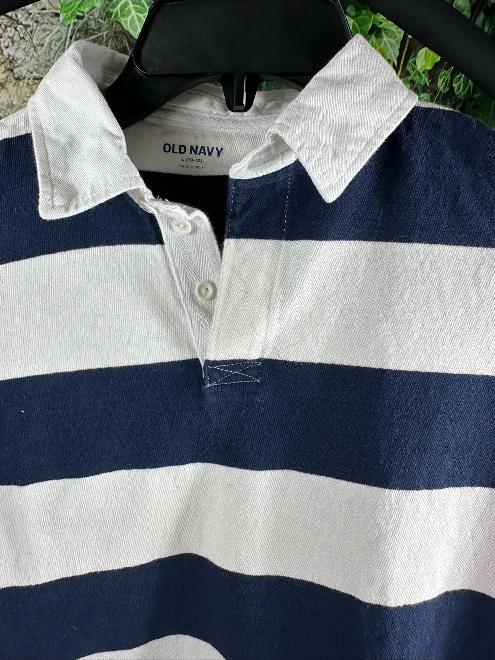 0142 size large / 10-12 Boys Old Navy polo long sleeve